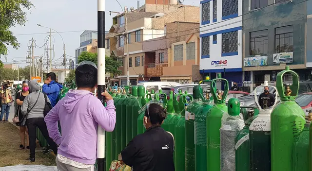 Local del 'Ángel del Oxígeno' en el Callao, cerrado. Local del 'Ángel del Oxígeno' en el Callao, cerrado.