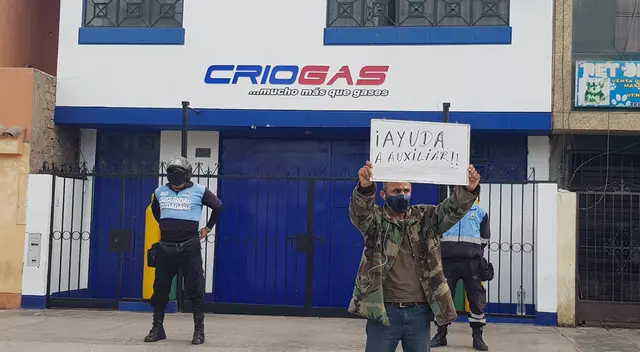 Local del 'Ángel del Oxígeno' en el Callao, cerrado. Local del 'Ángel del Oxígeno' en el Callao, cerrado.