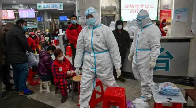 La cifra oficial de fallecidos en China es de 4.636, la gran mayoría de ellos en Wuhan, según la agencia AFP.