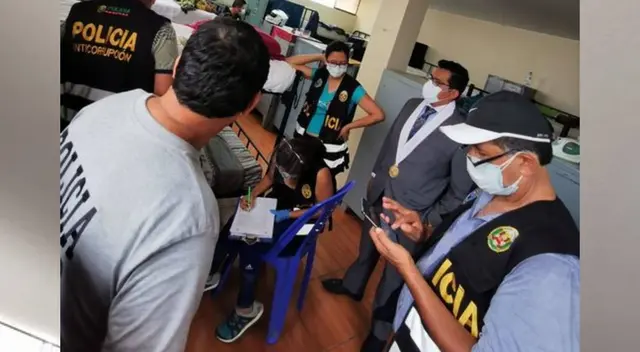 La Fiscalía investiga a policía Andrés Miguel Sáenz Medina por pedir una coima a chofer en Villa María del Triunfo La Fiscalía investiga a policía Andrés Miguel Sáenz Medina por pedir una coima a chofer en Villa María del Triunfo