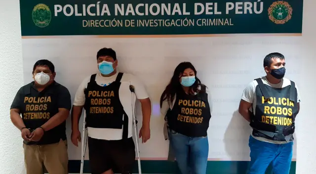 Los delincuentes contaban con un automóvil Station Wagon blanco y un auto gris que eran usados para desplazarse y cometer sus fechorías.