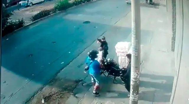 La víctima comenta que se dirigió a colocar la denuncia en la comisaría de Independencia. Sin embargo, señala que ello no fue tomado a tiempo. La víctima comenta que se dirigió a colocar la denuncia en la comisaría de Independencia. Sin embargo, señala que ello no fue tomado a tiempo.