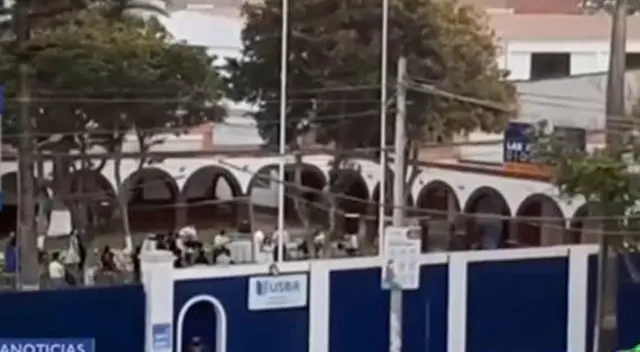 La música alertó a los vecinos de Pueblo Libre, quienes denunciaron el hecho. La música alertó a los vecinos de Pueblo Libre, quienes denunciaron el hecho.