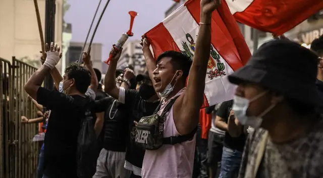 Pese al aumento de casos y muertes por coronavirus, todavía hay un gran número de ciudadanos que reta a la enfermedad.