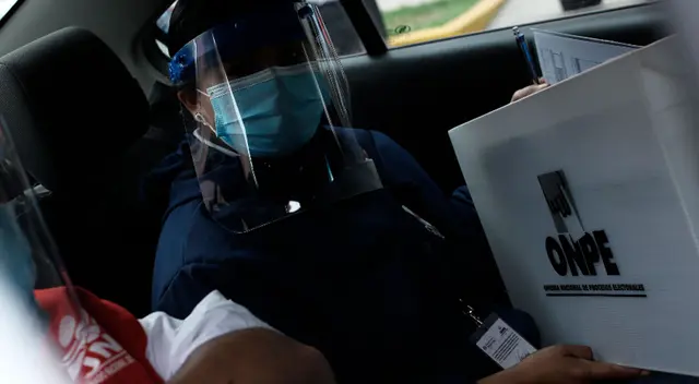 La ONPE seleccionará a los ciudadanos con mayor grado de instrucción de casa mesa o a los que todavía no han cumplido esa labor. La ONPE seleccionará a los ciudadanos con mayor grado de instrucción de casa mesa o a los que todavía no han cumplido esa labor.