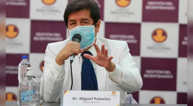 El decano del Colegio Médico del Perú, Miguel Palacios, dijo que el país está en una situación crítica.