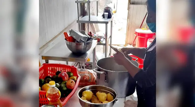 Los habitantes de Ticlio chico, en Villa María del Triunfo, no cuentan con servicio de agua potable. Los habitantes de Ticlio chico, en Villa María del Triunfo, no cuentan con servicio de agua potable.