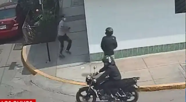 asaltan a hombre en la puerta de su casa