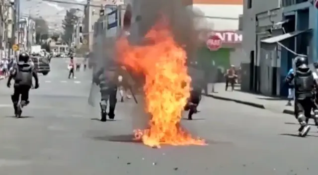 Ambulante lanzan bombas molotov a fiscalizadores. Ambulante lanzan bombas molotov a fiscalizadores.