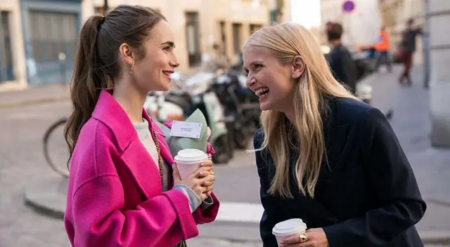 La nominación de Emily in Paris en dos categorias de los Globos de Oro 2021 ha generado todo tipo de reacciones en Twitter.