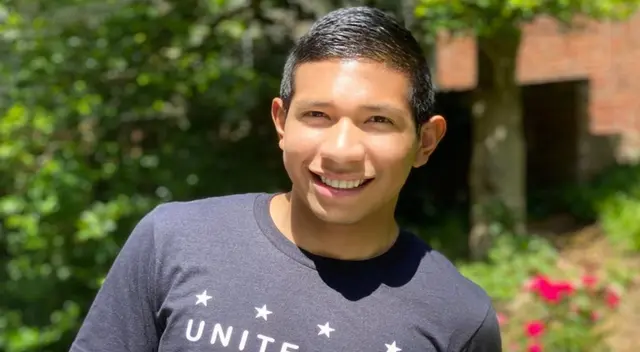 Edison Flores, volante de la selección peruana, fue noticia en las redes sociales.