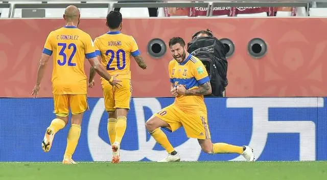 Gignac marcó de penal el gol de Tigres para derrotar al Palmeiras