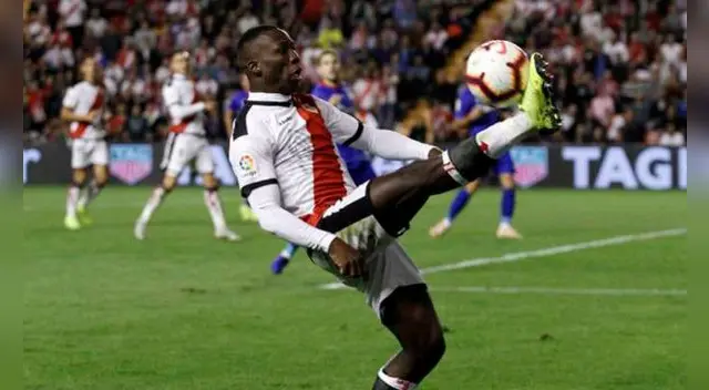 Luis Advíncula no pasó de una regular actuación en la derrota de Rayo ante Tenerife.