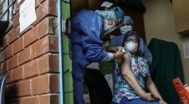 Jornada de vacunación contra el coronavirus empezó.