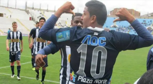 Reimond Manco, uno de los jugadores más desequilibrantes del fútbol peruano, fue noticia en las redes sociales.