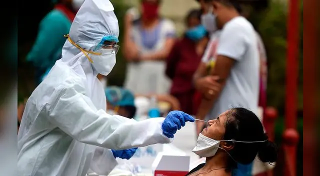 La cifra de fallecidos diarios (8.028) es la menor desde el 28 de diciembre del 2020. La cifra de fallecidos diarios (8.028) es la menor desde el 28 de diciembre del 2020.