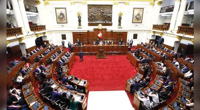 La bancada de Unión por el Perú propone derogar confinamiento. La bancada de Unión por el Perú propone derogar confinamiento.