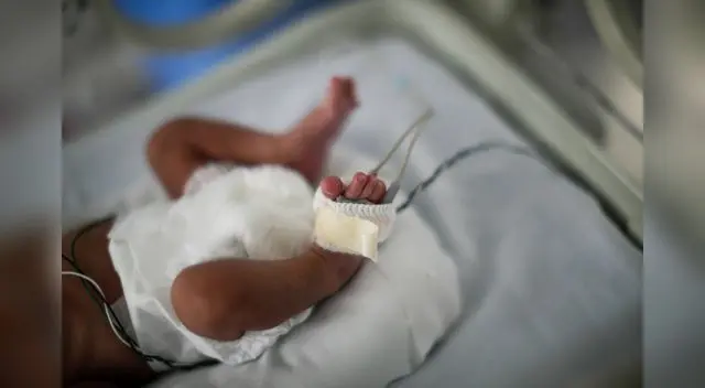 Investigadores de la Universidad Atlántica de Florida en Estados Unidos identificaron el primer caso de una recién nacida a la que se le detectaron anticuerpos de coronavirus. | Foto: Reuters