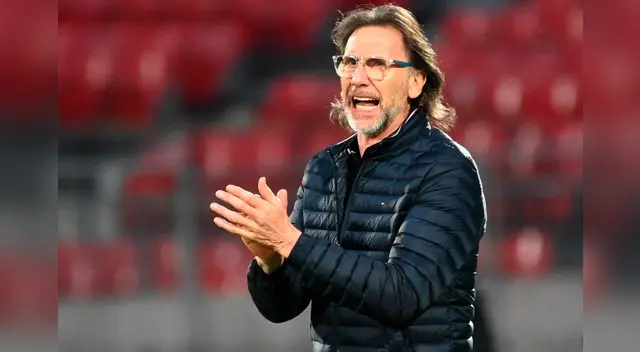 Ricardo Gareca es técnico de la Selección Peruana desde el 2015. Ricardo Gareca es técnico de la Selección Peruana desde el 2015.