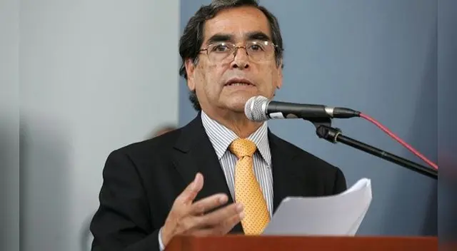 Óscar Ugarte juramentará como ministro de Salud