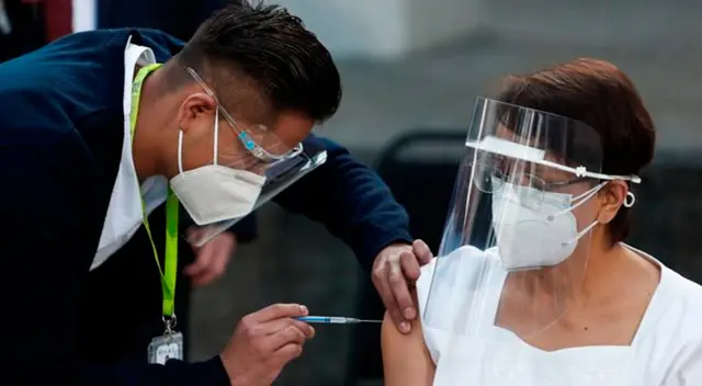 En los próximos días se espera que lleguen 589 680 vacunas de Pfizer y BioNTech, y 614 250 en la última semana de febrero.