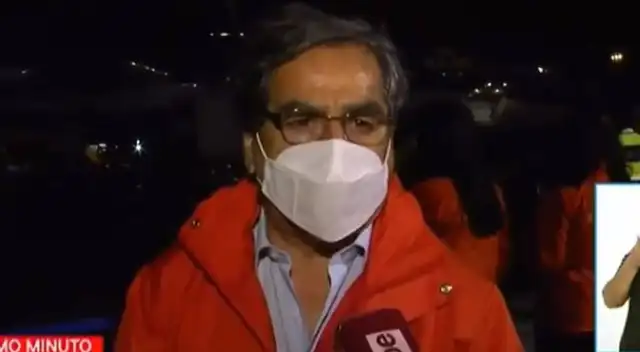 El nuevo titular del Ministerio de Salud llegó hasta el Aeropuerto Jorge Chávez para recibir el segundo lote de vacunas contra el coronavirus.