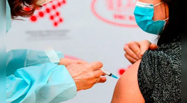 El estudio publicado en Eurosurveillance, la revista del Centro Europeo para la Prevención y el Control de Enfermedades (ECDC), apunta a una respuesta inmune mayor.