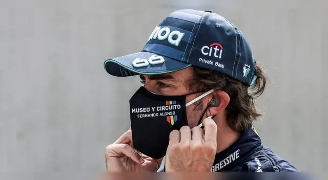 Fernando Alonso salió de hospital y seguirá tratamiento en casa.