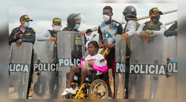 El Gobierno de Jair Bolsonaro autorizó este jueves el uso de las Fuerzas Armadas en la frontera entre Brasil y Perú. | Foto: Radio Madre de Dios / AFP El Gobierno de Jair Bolsonaro autorizó este jueves el uso de las Fuerzas Armadas en la frontera entre Brasil y Perú. | Foto: Radio Madre de Dios / AFP