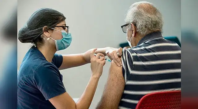 Según DeSantis, para la semana próxima se esperan 41.000 dosis más que las 325.000 recibidas la semana pasada.