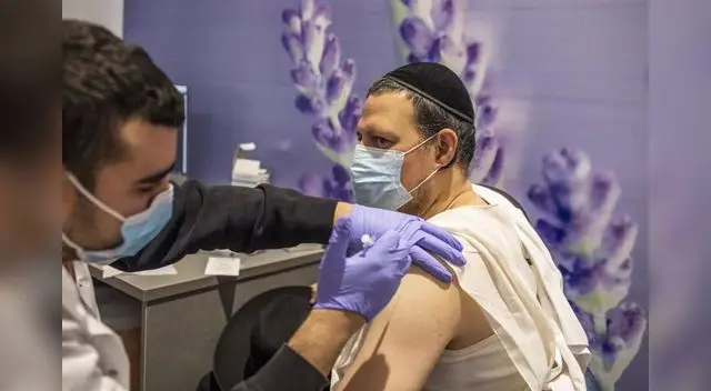 La investigación se llevó a cabo en más de 7.000 trabajadores de la salud que fueron vacunados en el Centro Médico Sheba en Israel.