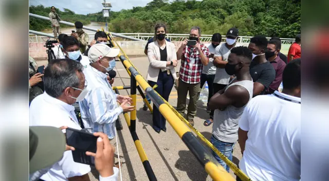Migrantes de Guinea se reúnen con autoridades peruanas y brasileñas para ofrecer disculpas Migrantes de Guinea se reúnen con autoridades peruanas y brasileñas para ofrecer disculpas
