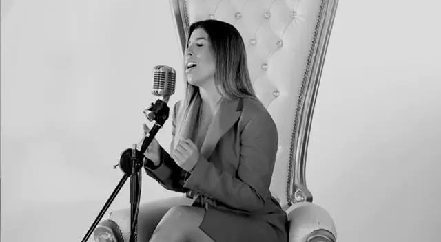 Yahaira Plasencia en medio de la tormenta por cantar con el micrófono desconectado. Yahaira Plasencia en medio de la tormenta por cantar con el micrófono desconectado.