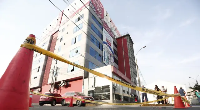 Peligroso reo fugó y causó pánico en conocida clínica.