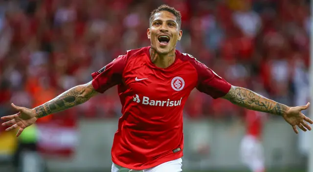 Paolo Guerrero, capitán de la selección peruana, fue noticia en las redes sociales.