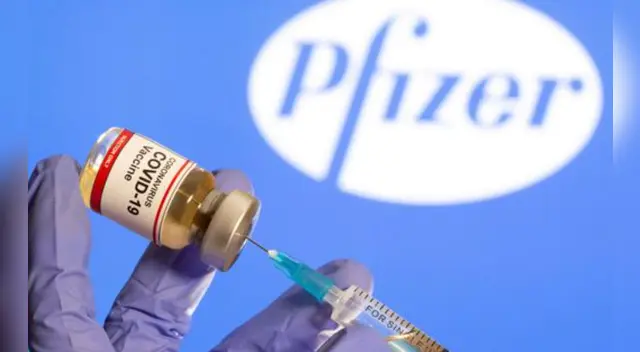 FDA aprobará que vacuna de Pfizer sea almacenada a temperatura estándar.