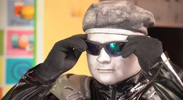 Robotín asegura que otro cómico se hace pasar por él.