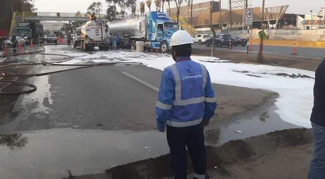 Choferes fueron trasladados a los centros de salud más cercanos. Tránsito fue desviado durante trabajos.