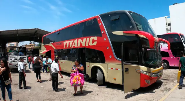 Las empresas de transporte podrán ofrecer sus servicios con un aforo de 50 % a 100 %, de acuerdo a la regulación del MTC. Las empresas de transporte podrán ofrecer sus servicios con un aforo de 50 % a 100 %, de acuerdo a la regulación del MTC.