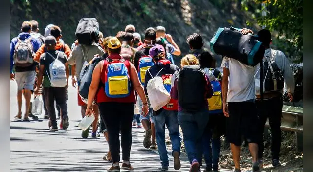 Gran cantidad de venezolanos han llegado a países suramericanos en los últimos días ante la agudización de la crisis social, económica y política en el país gobernado por Nicolás Maduro. Foto: referencial/AFP