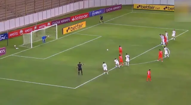 Yorleys Mena falló un penal en el debut de la César Vallejo por Copa Libertadores. Yorleys Mena falló un penal en el debut de la César Vallejo por Copa Libertadores.