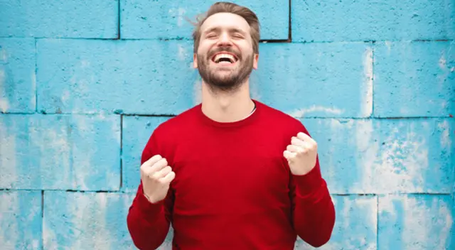 Meditar y visualizar nuestros objetivos nos ayuda a mantenernos positivos.