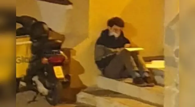 La escena conmovió a miles de internautas en las redes sociales. La escena conmovió a miles de internautas en las redes sociales.