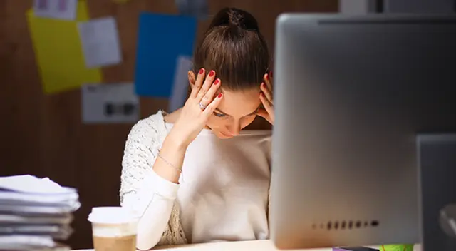 Crea alertas de trabajo para acceder a tus aparatos electrónicos solo cuando sea necesario.