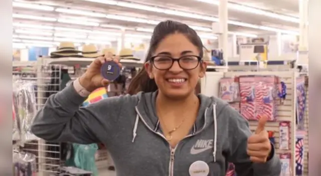 Delapena trabaja como vendedora en una tienda de ropa ubicada en Texas, EE. UU.