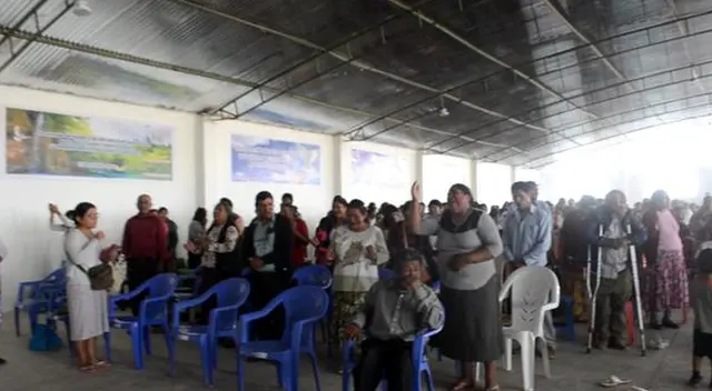 Religiosos se reunieron en un local pese a las medidas de bioseguridad y a la segunda ola del coronavirus.