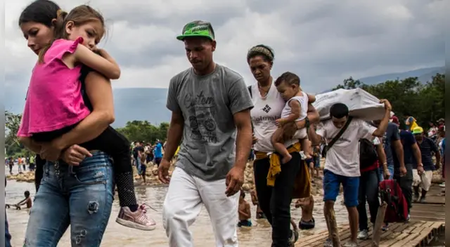 Millones de venezolanos emprendieron masivo éxodo migratorio a diversos países de todos el mundo. Millones de venezolanos emprendieron masivo éxodo migratorio a diversos países de todos el mundo.