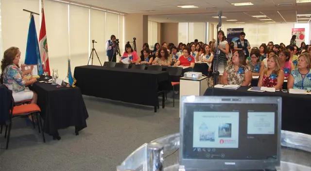 Red de Mujeres Empresarias del Perú Red de Mujeres Empresarias del Perú