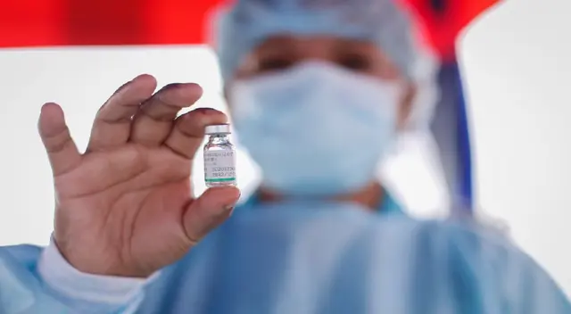 Comisión COVID-19: presentan moción para que entidad internacional realice auditoría al ensayo clínico de Sinopharm