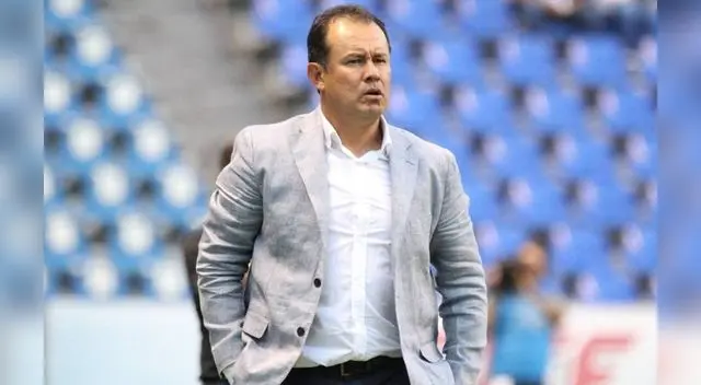 Juan Reynoso no se marea con las ocho victorias del Cruz Azul.